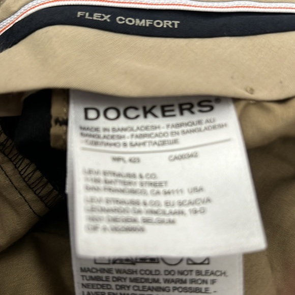Mens Flex Comfort Dockers Black Signature Khaki 
Sz: 36/32 - Picture 8 of 9